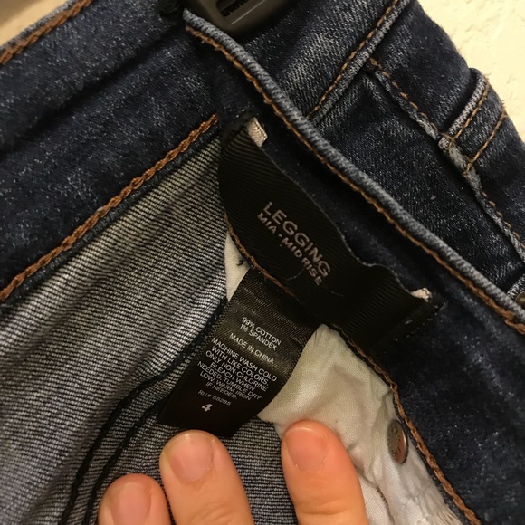 Distressed Express Denim - Picture 4 of 4